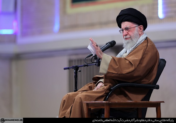تجربه برجام می‌گوید مذاکره با آمریکا هیچ مشکلی را حل نمی‌کند